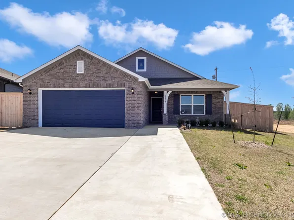 714 W 54th St S, Sand Springs, OK 74063