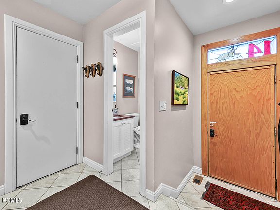 5th image of 1403 W Quail Meadow Rd #14