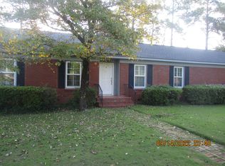 2102 Lullwater Rd, Albany, GA 31707