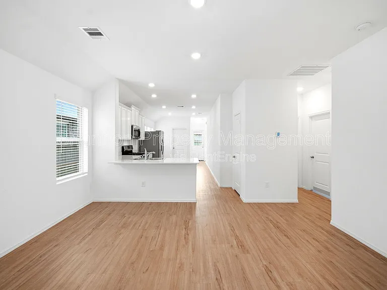 3002 Delancey Bend Way — Photo 7