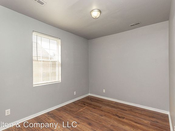 2nd image of 1817 Ingram Ave