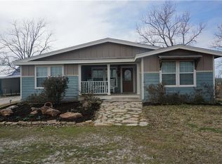 1161 Willow Rd, Graford, TX 76449