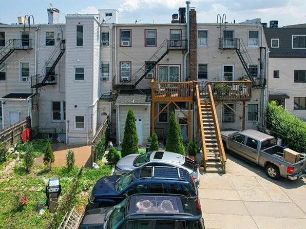 296 Paterson Plank Road image 7 of 13