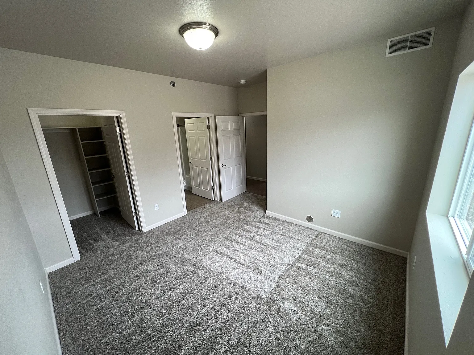 Newly Updated 3br/2ba With Garage! — Photo 3