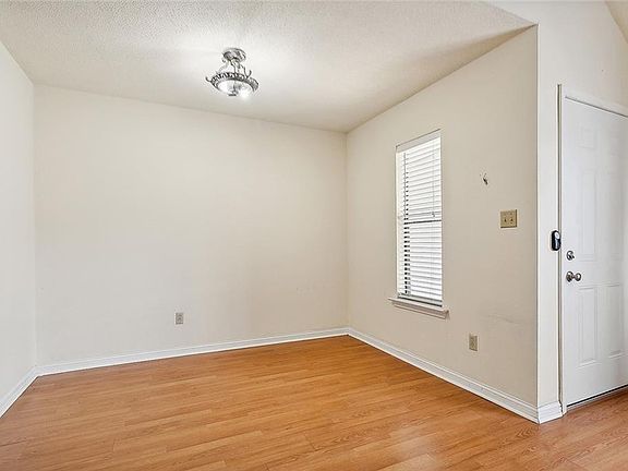 2nd image of 322 Cedarwood Dr #322