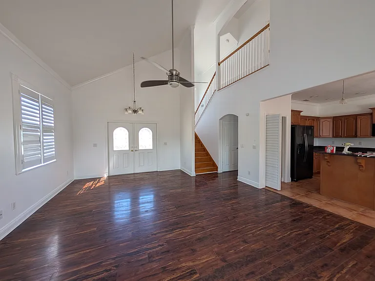 7436 Islander Ln — Photo 10