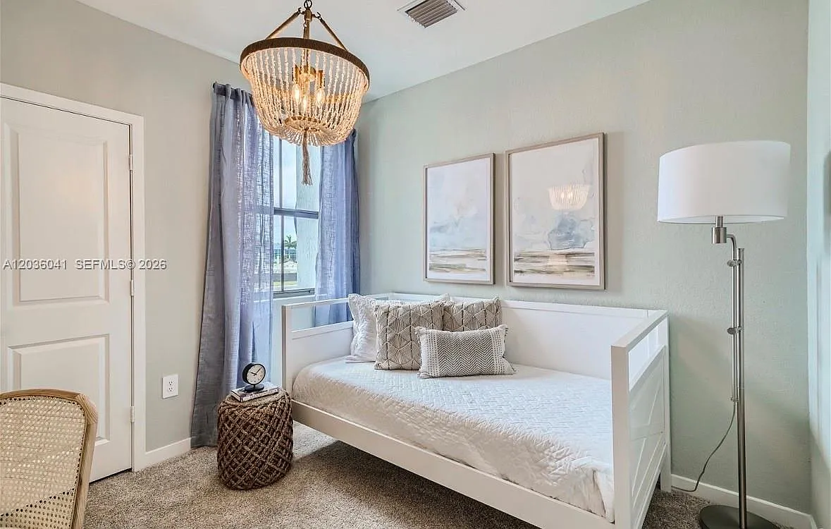 3 bed, 1500 sqft, $2,500 — Photo 4