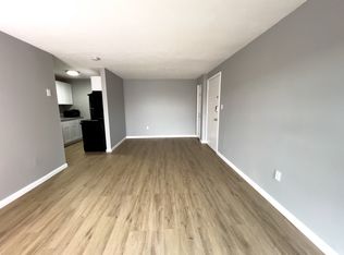 Highlander, Cleveland, OH 44128