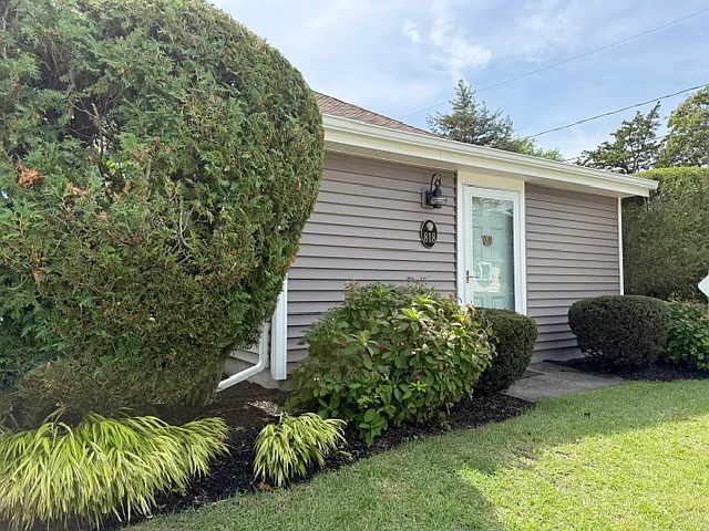 818 Wilbur Ave