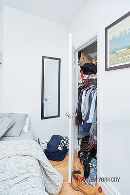 Rented by Keller Williams NYC | media 28