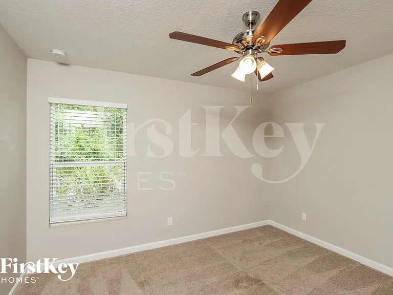 711 Alford St SE — Photo 12
