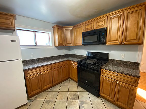 2nd image of 314 E William St