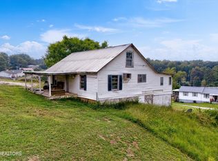 7944 Hill Rd, Knoxville, TN 37938