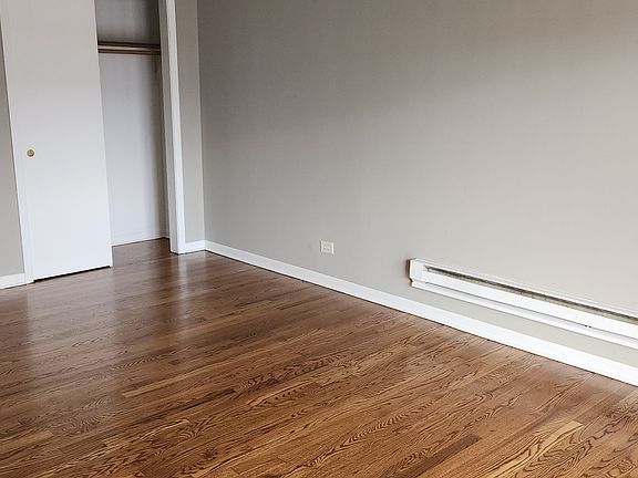 5th image of 1723 Maple Ln