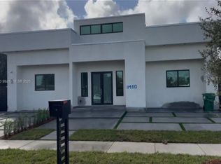 11450 SW 59th Ter, Miami, FL 33173