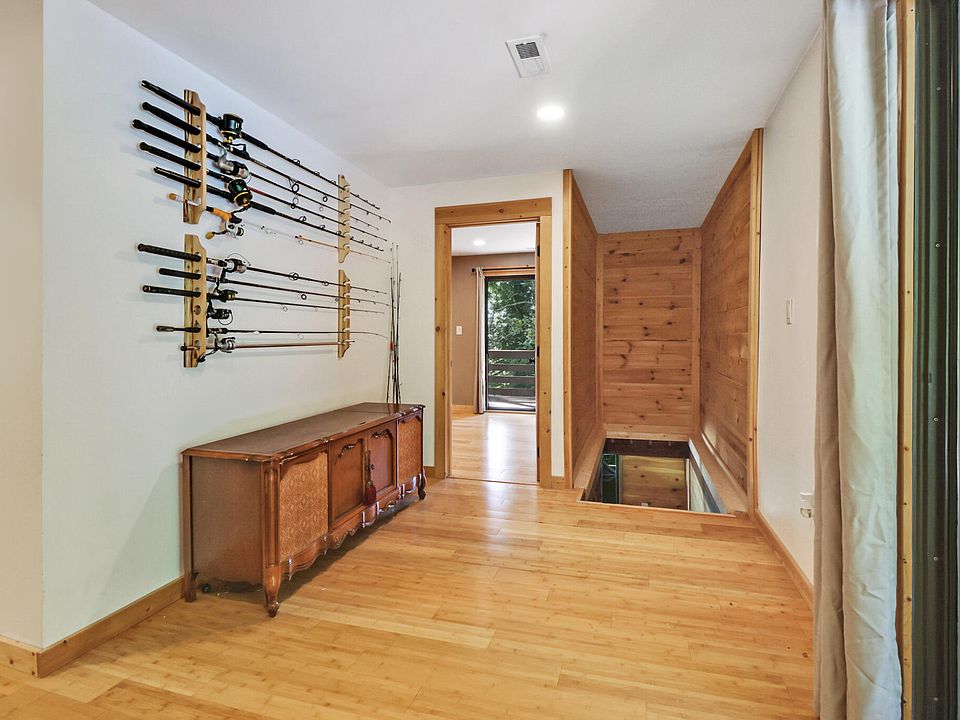 28th image of this home