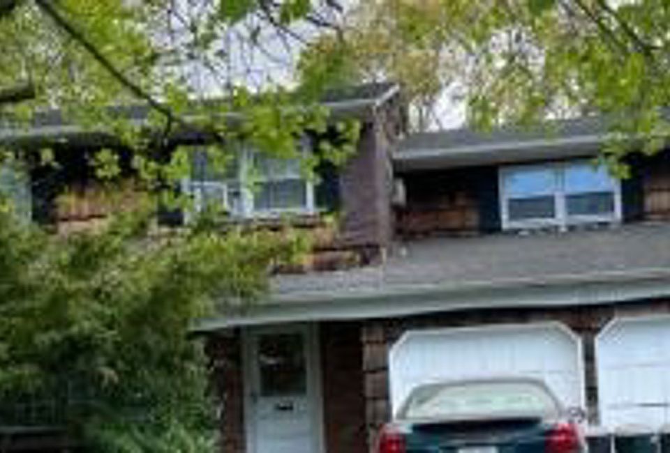1st image of 171 Hunter Ave