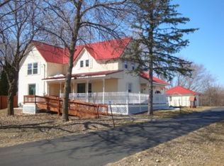 W7220 Suldal Rd, Mauston, WI 53948