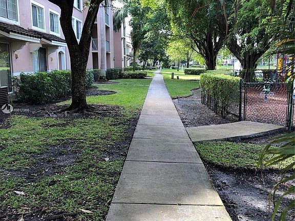 4th image of 12136 Saint Andrews Pl APT 305