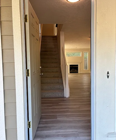 831 NE 71st Ave — Photo 2