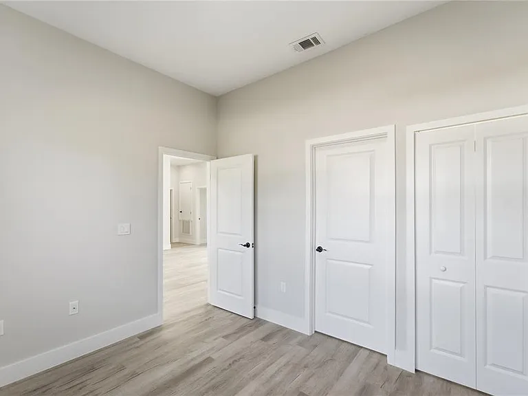 13690 SW 43rd Cir — Photo 32