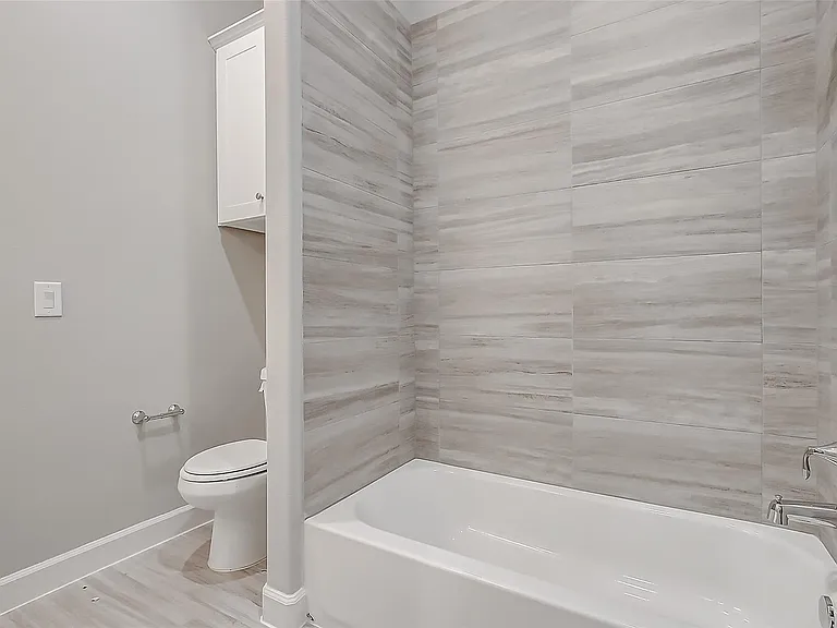 5105 Pine Reach Dr — Photo 27