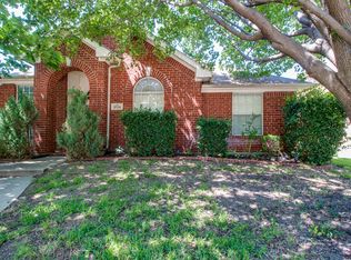 3724 Red Oak Trl, The Colony, TX 75056