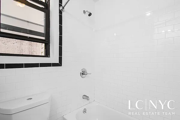 Rented by Keller Williams NYC | media 23