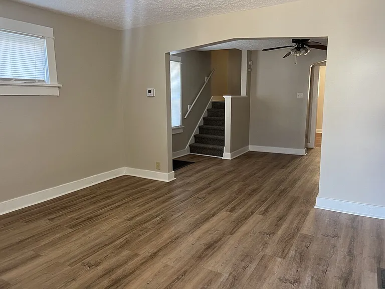 338 Brooklyn Ave — Photo 26