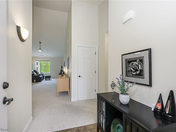 3rd image of 1135 Essex Ct
