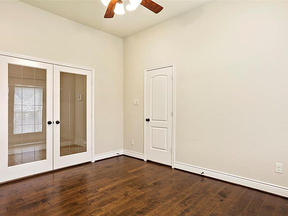 4th image of 103 N Greatwood Glen Pl