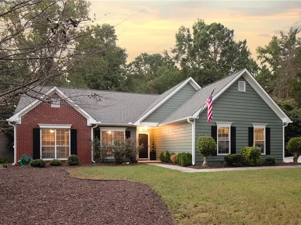 4068 Tiffany Rae Cv, Buford, GA 30519