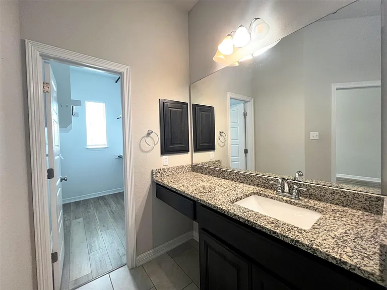 2101 Dillon Pond Ln #B — Photo 14