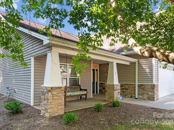 2 Prairie Path, Asheville, NC 28805