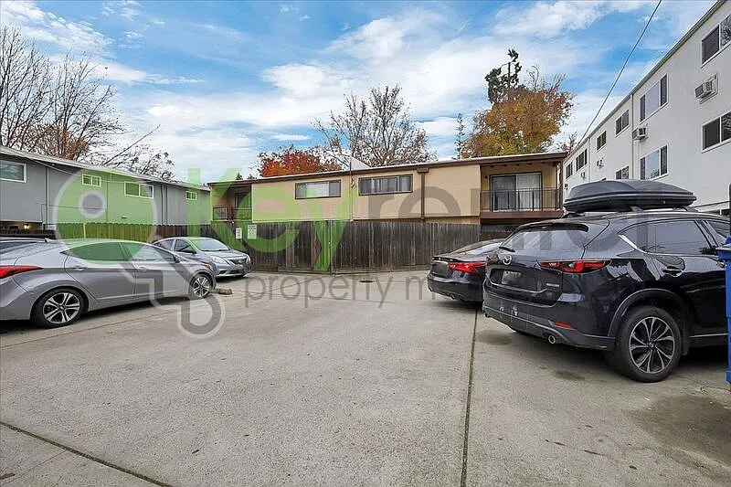 1 bed, 1.0 bath, 672 sqft, $1,495 — Photo 4