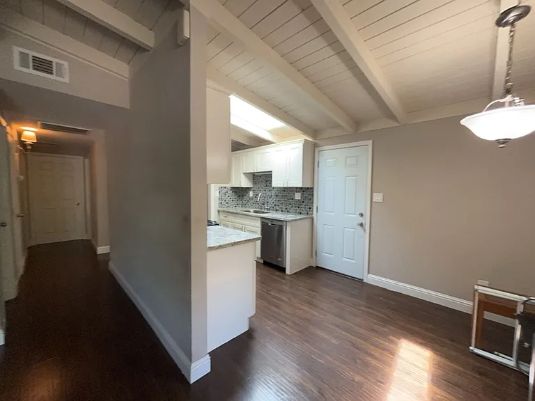 749 M St — Photo 5