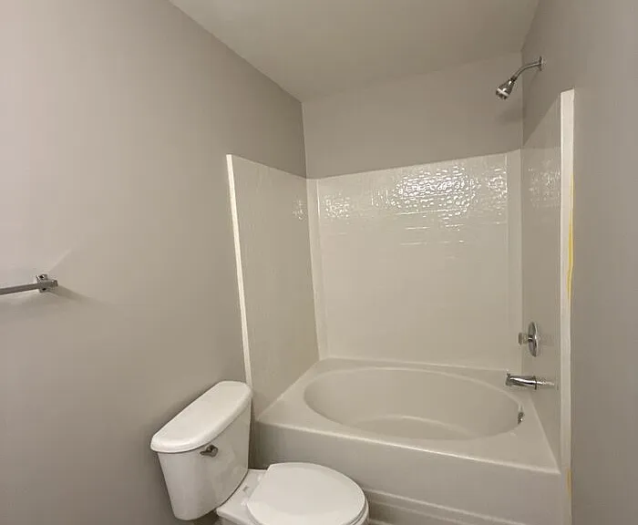 1207 Joannas Ct — Photo 12