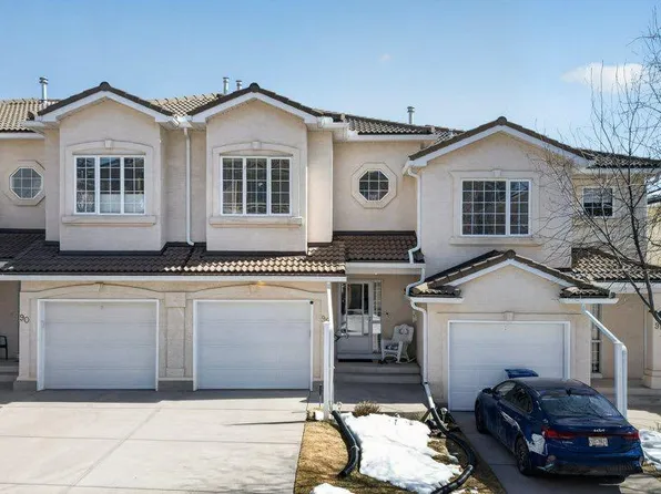 92 Hamptons Line NW, Calgary, AB T3A 5V9