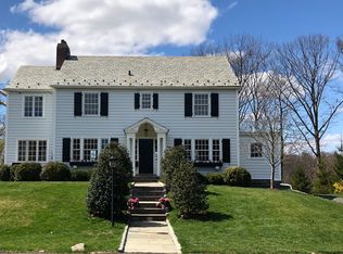 812 The Pkwy, Mamaroneck, NY 10543
