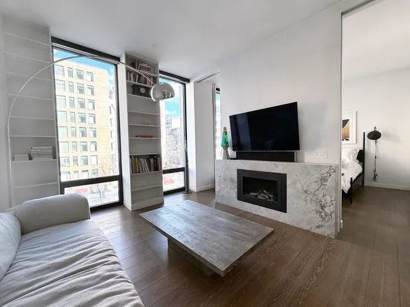 287 East Houston Street image 1 of 12