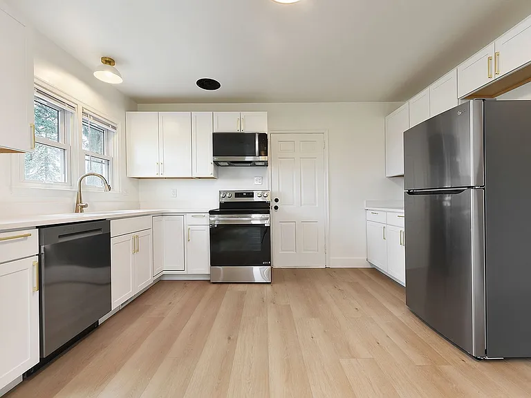 104 King Ave — Photo 13