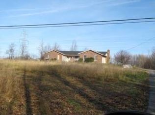 382 W Buell Rd, Oakland, MI 48363