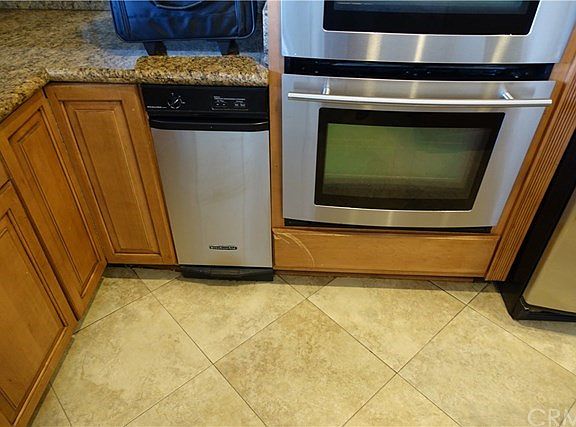 3rd image of 2236 Otterbein Ave