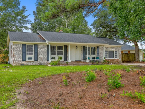 129 Camelot Dr, Goose Creek, SC 29445