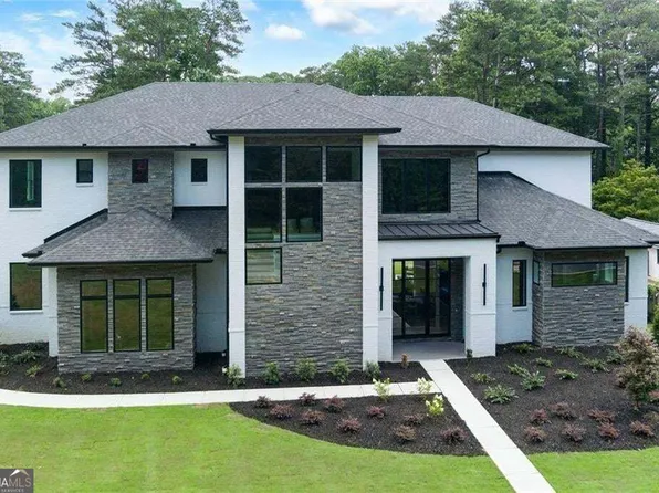 3467 Clubland Dr, Marietta, GA 30068