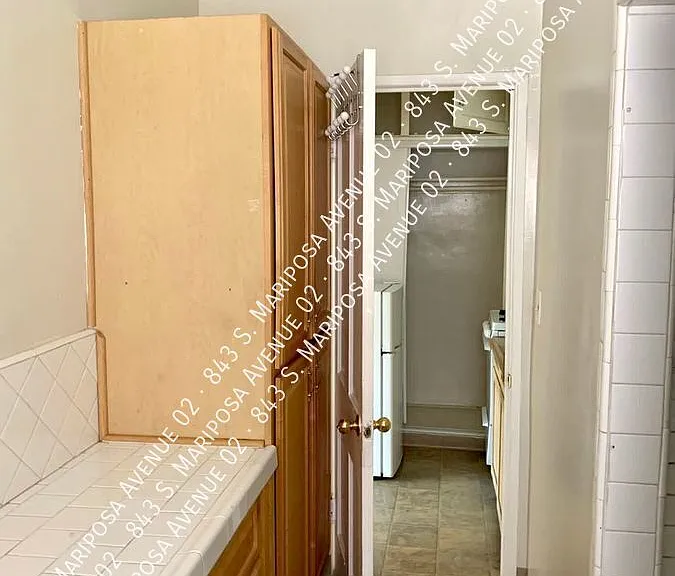 843 S Mariposa Ave #2 — Photo 2