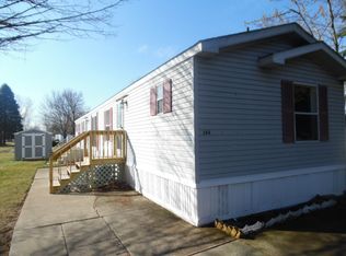 144 Brookside Mnr, Goshen, IN 46526