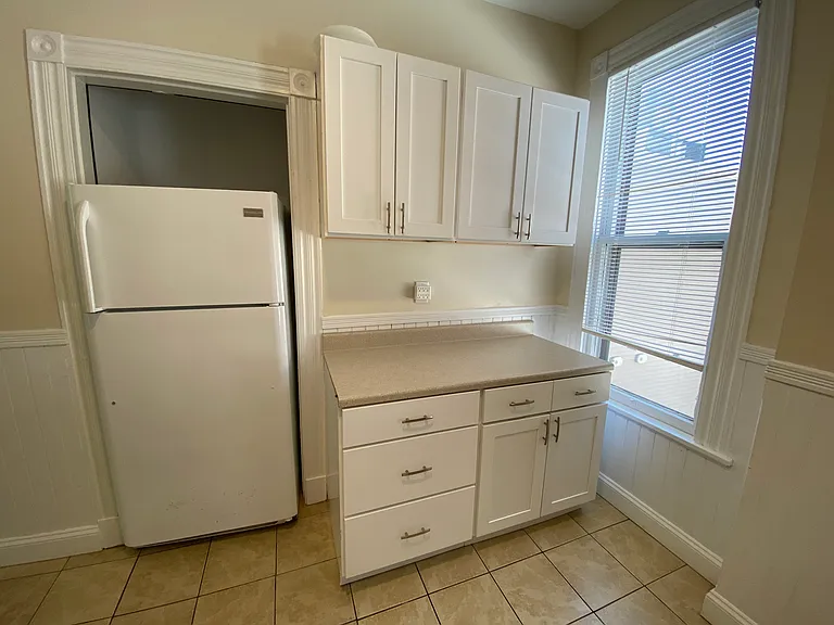 714 State St #2 — Photo 10