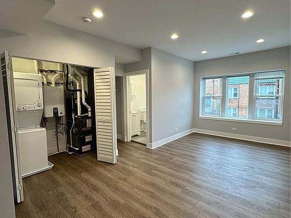 4th image of 4415 N Kimball Ave #3