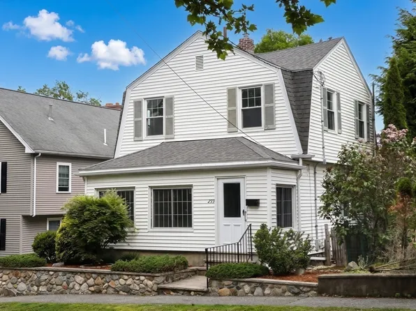 233 Florence Ave, Arlington, MA 02476